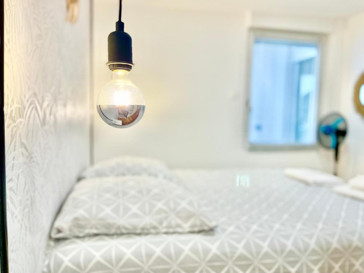 קולמר Le Rosacker - Proche Centre Ville Et Gare - Terrasse - Parking Gratuit 2 Places - 2 Chambres - 2 Salles De Bain - Netflix מראה חיצוני תמונה